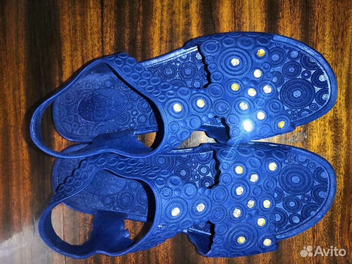 Резиновые сапоги