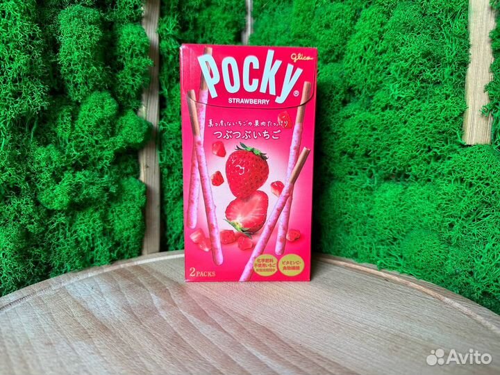 Палочки Pocky в шоколаде с клубникой (Япония)