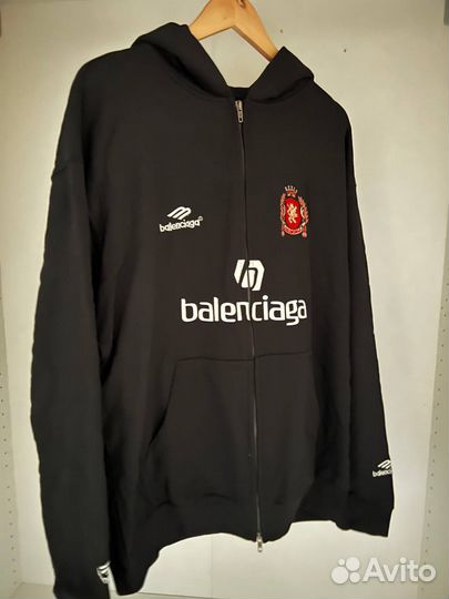 Balenciaga soccer зипка