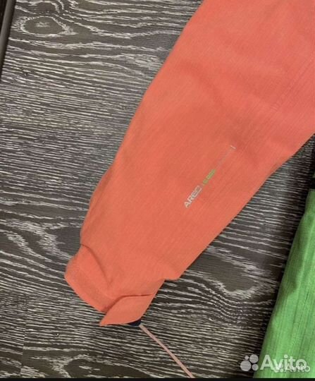 Комбинезон для сноуборда женский 42 размер