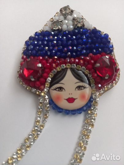 Брошь, значок Царевна триколор