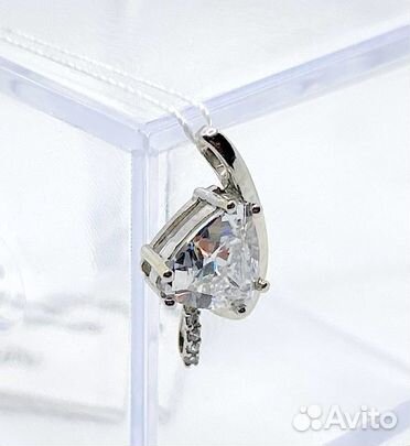 Подвеска с синтетическим камнем Золото