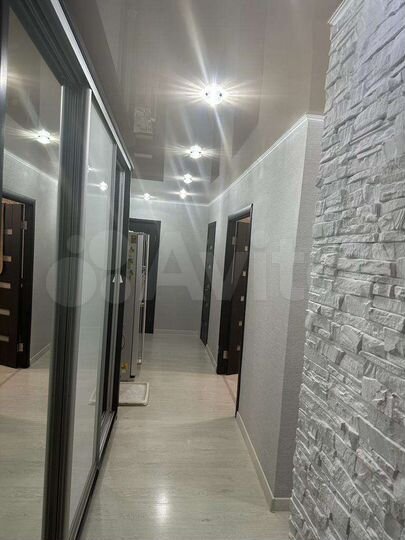 2-к. квартира, 60,2 м², 7/10 эт.