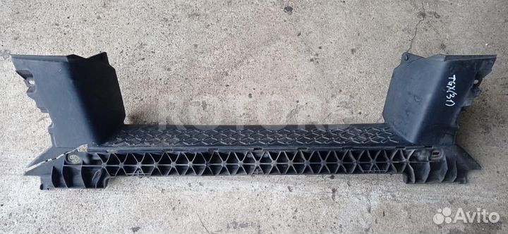 Подножка бампера нижняя передняя переднего MAN TGX