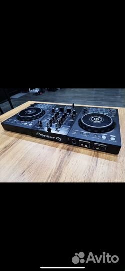 Dj контролер Pioneer DDJ-400