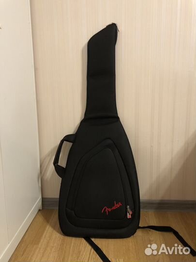 Чехол для электрогитары Fender F610
