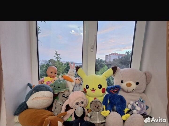 Детские игрушки и самокат для татьяны