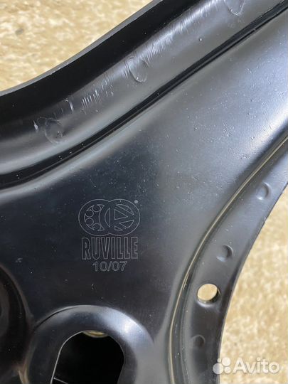 Рычаг левый на audi 80