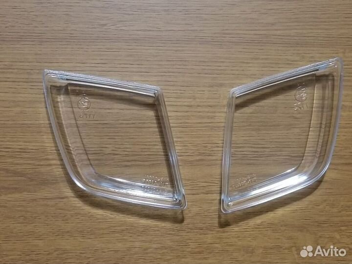 Стекло противотуманной фары mazda 3 6