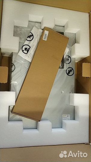 Новая серверная платформа Intel SR1560sfhs 771