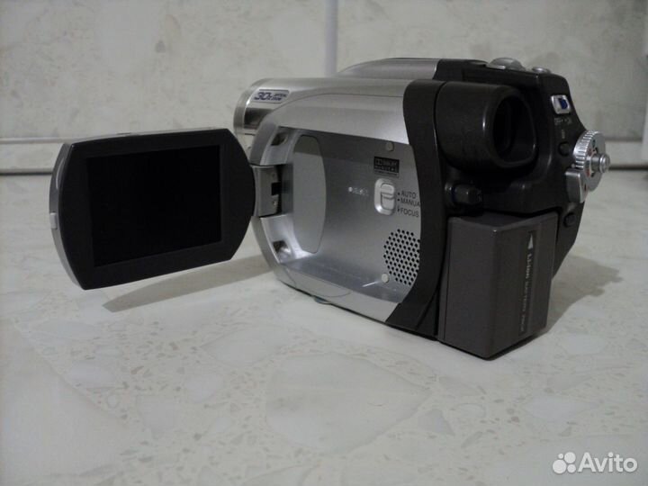 Видеокамера Panasonic VDR-D160EE