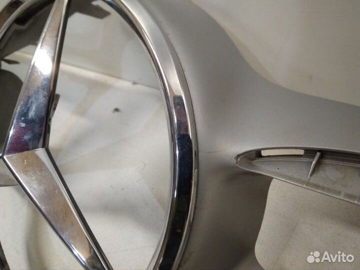 Накладка решетки радиатора Mercedes-Benz C-Class