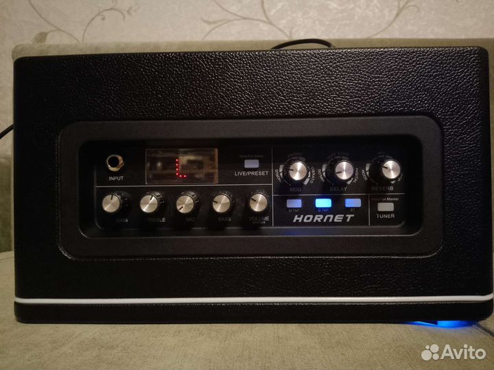 Комбоусилитель процессорный Mooer Hornet