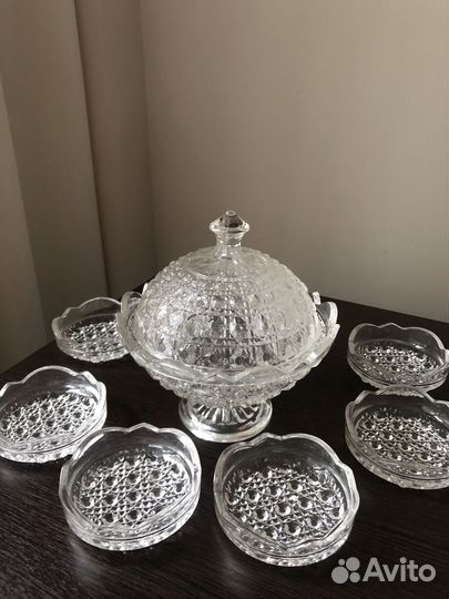 Набор из вазочки для варенья(конфетицы)и розеточек