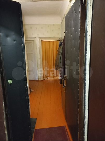 Комната 14 м² в 3-к., 4/4 эт.