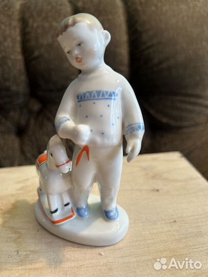 Статуэтка Мальчик с лошадкой, лфз 1960 гг