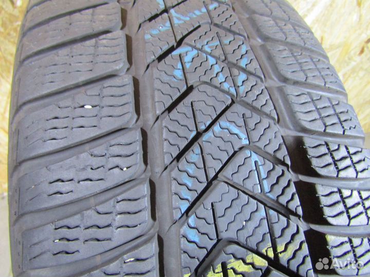 Pirelli Winter Sottozero 3 225/50 R17