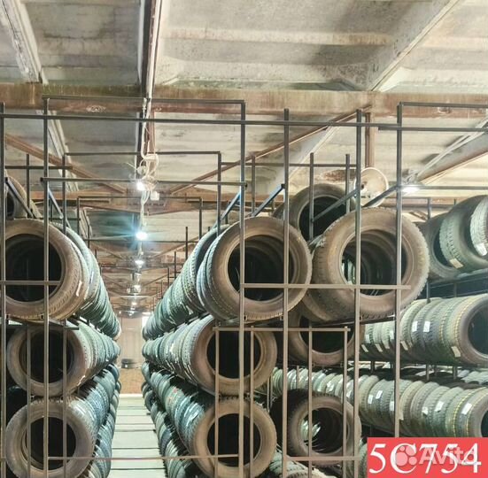 Kumho Solus KH17 215/55 R17 92P