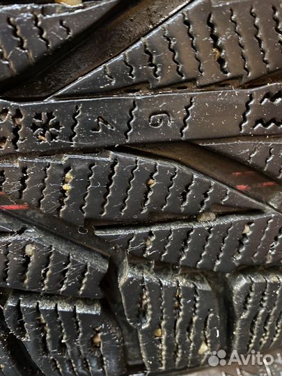 Nokian Tyres Hakkapeliitta R2 SUV 225/60 R18 104R