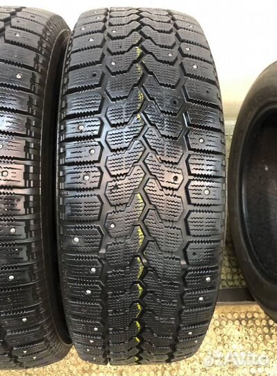 Yokohama Ice Guard F700Z 215/65 R16 103Y