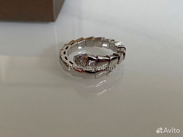 Кольцо Bvlgari serpenti белое золото