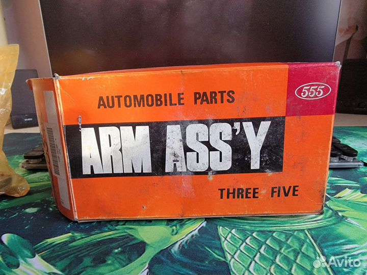 Новая шаровая опора левая нижняя Toyota