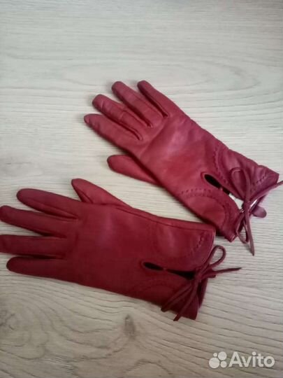 Продам перчатки женские