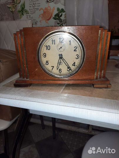 Настольные часы
