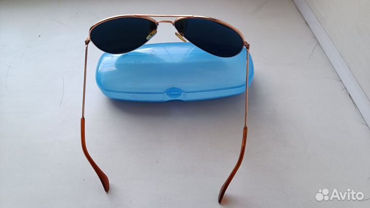 Солнцезащитные очки женские с очешником