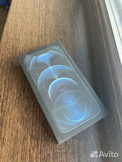 Коробка от iPhone 12 pro max