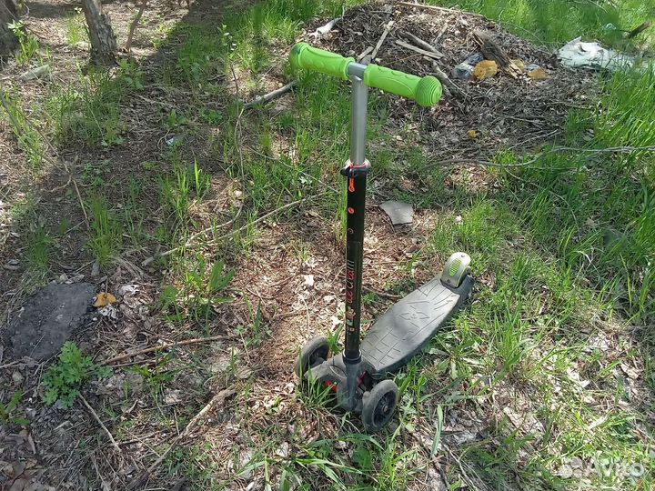 Самокат детский трехколесный