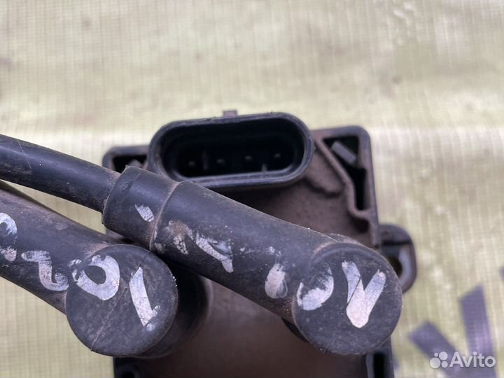 Катушка зажигания Renault Logan