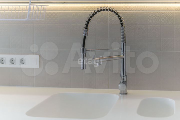 2-к. квартира, 56,9 м², 2/17 эт.