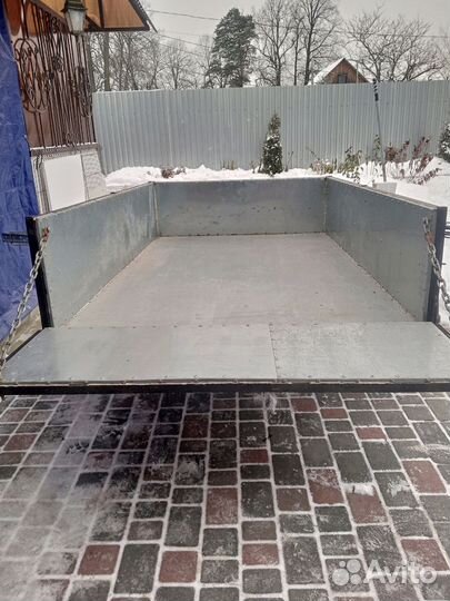 Прицеп на легковой автомобиль