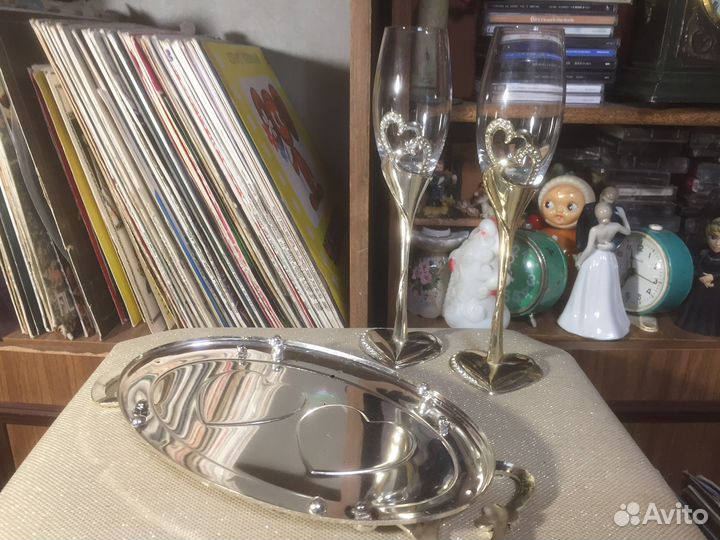 Свадебные ретро фужеры с подносом