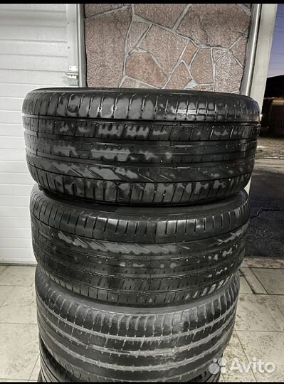 Pirelli P Zero 285/40 R22