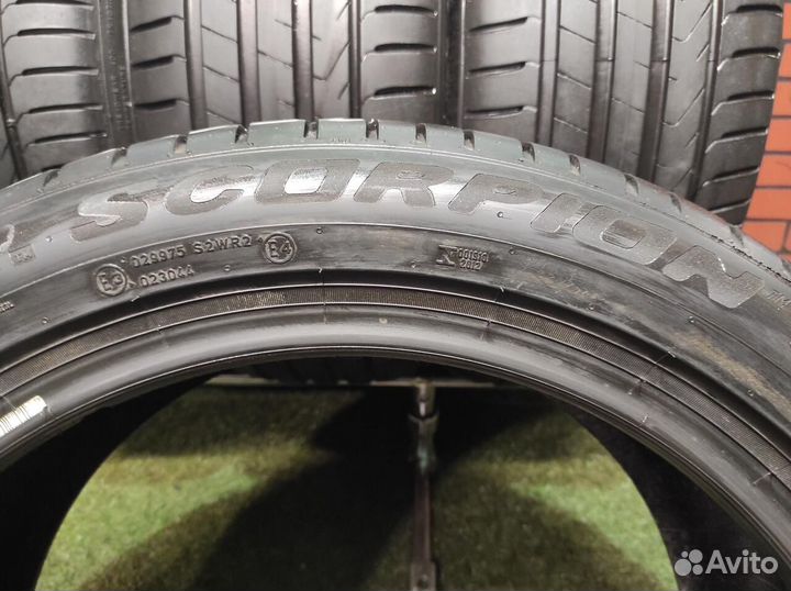 Pirelli Scorpion 255/45 R19 100V