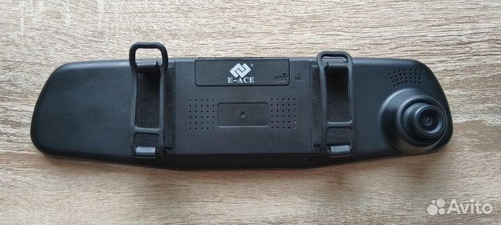 Автомобильный видеорегистратор