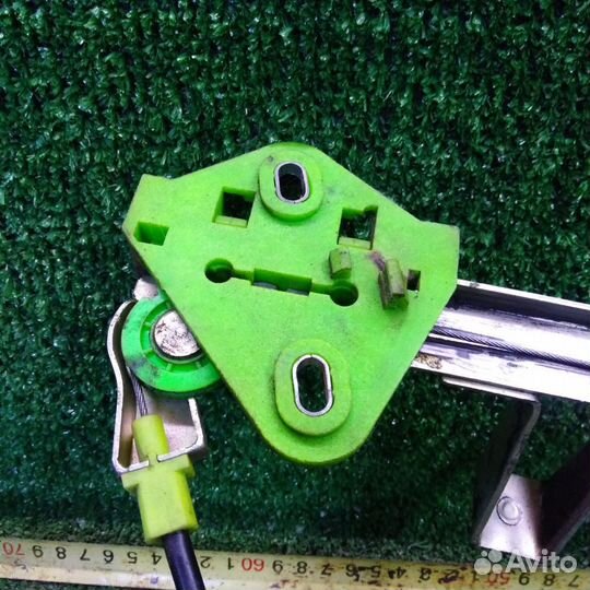 Стеклоподьемник задний левый Geely Otaka CK 2007