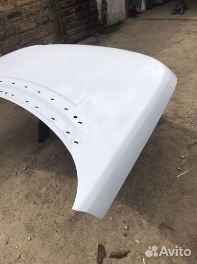 Капот Land Rover Range Rover