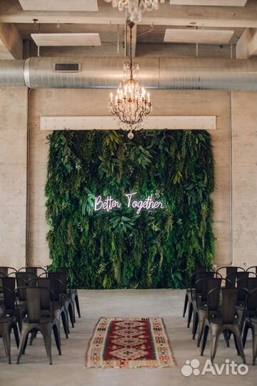 Свадебная фотозона зелёная