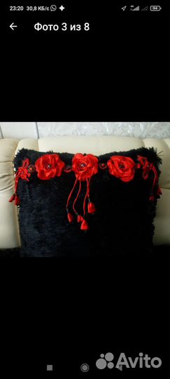 Украшение на платье цветы