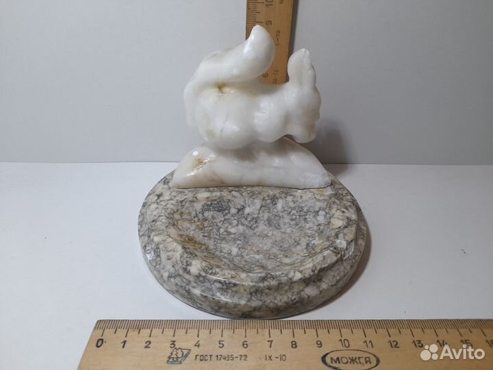 Пепельница поделочный камень с белочкой (СССР)