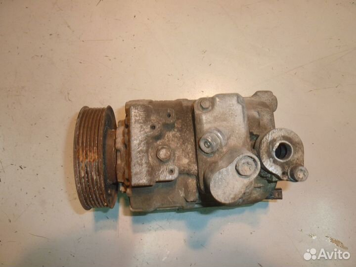 VW Passat B6 компрессор кондиционера