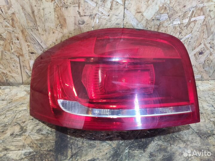 Фонарь левый Audi A3 8P рестайлинг 2