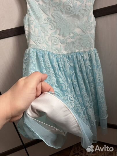 Платье для девочки нарядное 128-134