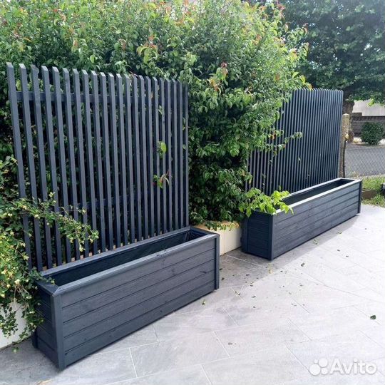 Шпалера деревянная с горшком