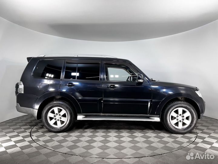 Mitsubishi Pajero 3.2 AT, 2008, 258 000 км