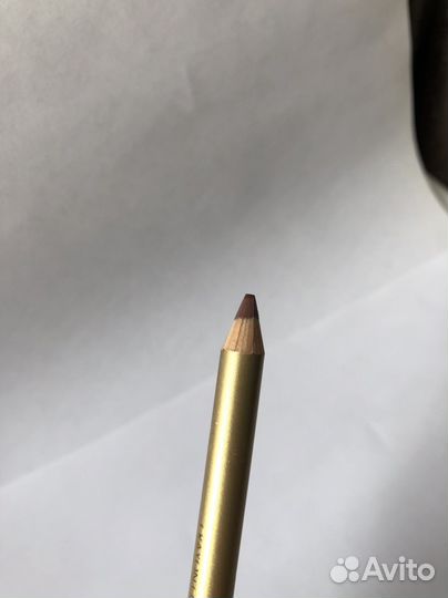 Карандаш для губ