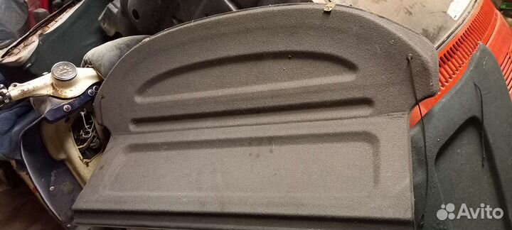 Полка багажника Mitsubishi Carisma